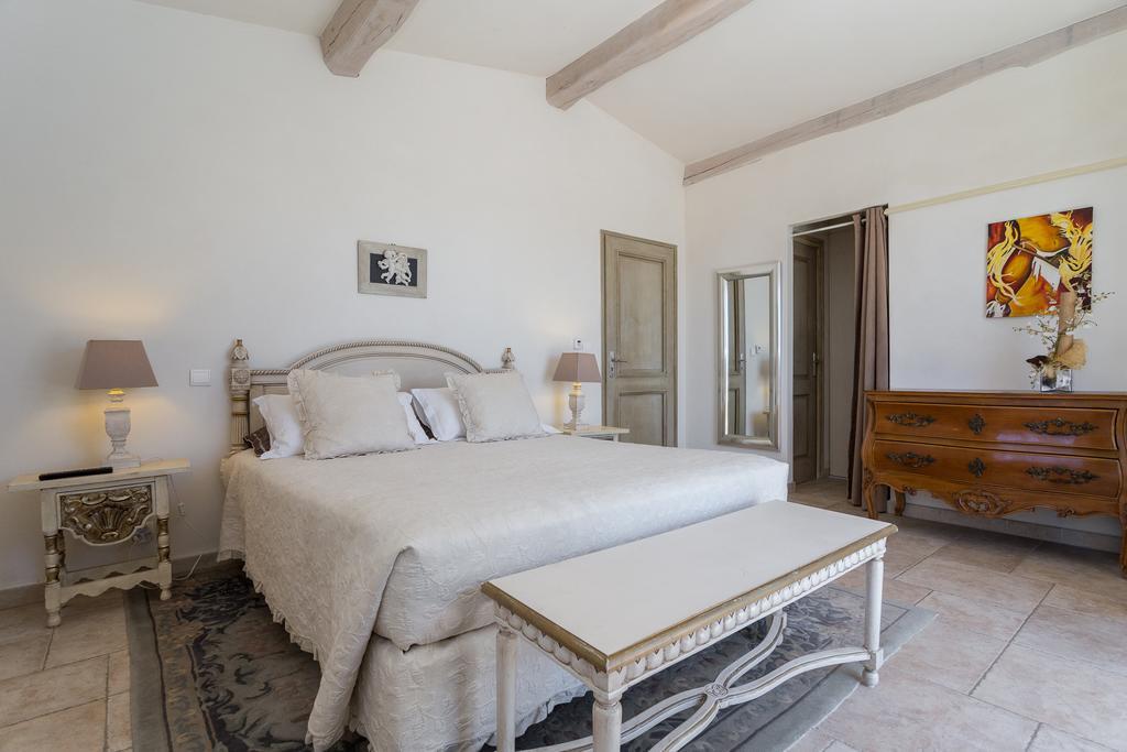 Mas De La Coste Bed & Breakfast Fayence