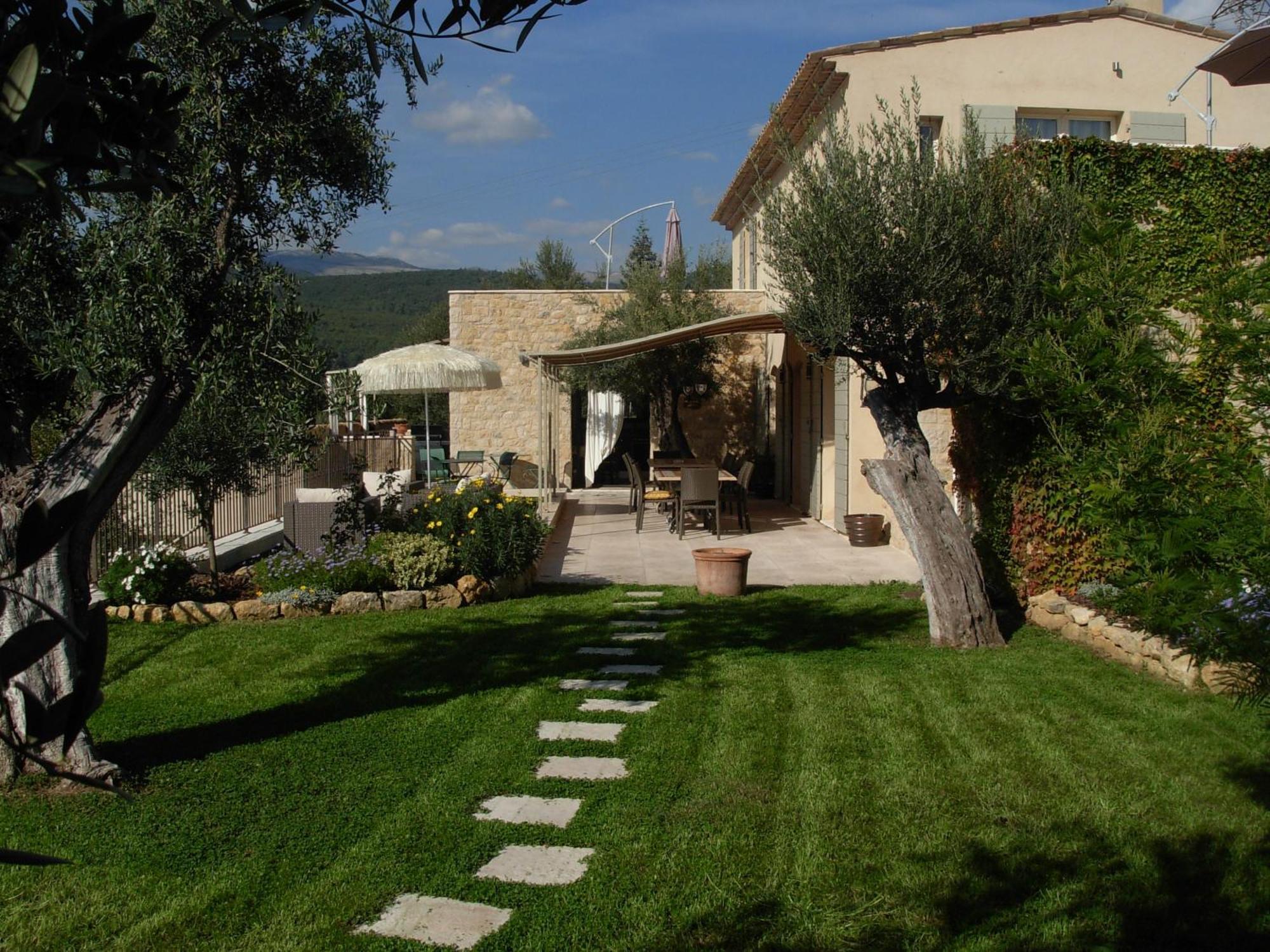 Mas De La Coste Bed & Breakfast Fayence