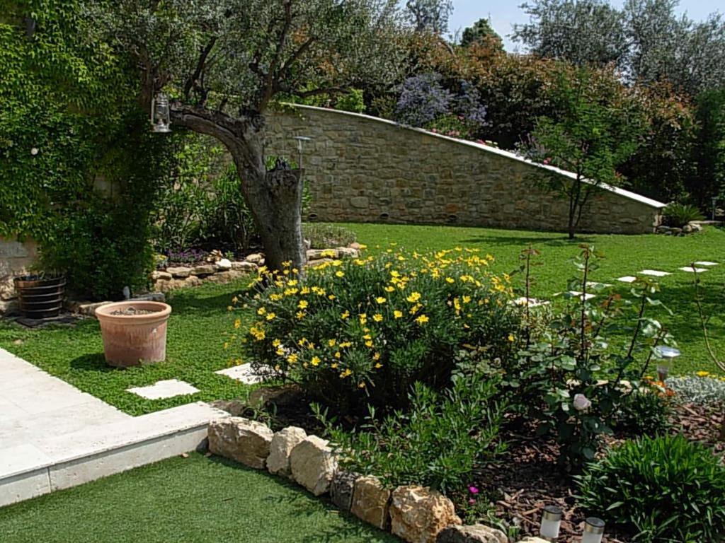 Mas De La Coste Bed & Breakfast *